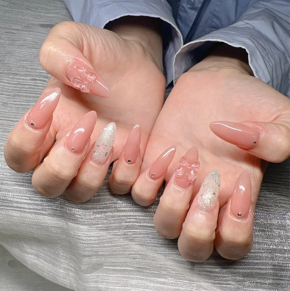 ネイル 長さ出し グラデーション 卒業式 キラキラネイル マグネットネイル Lee Nailsのネイルデザイン