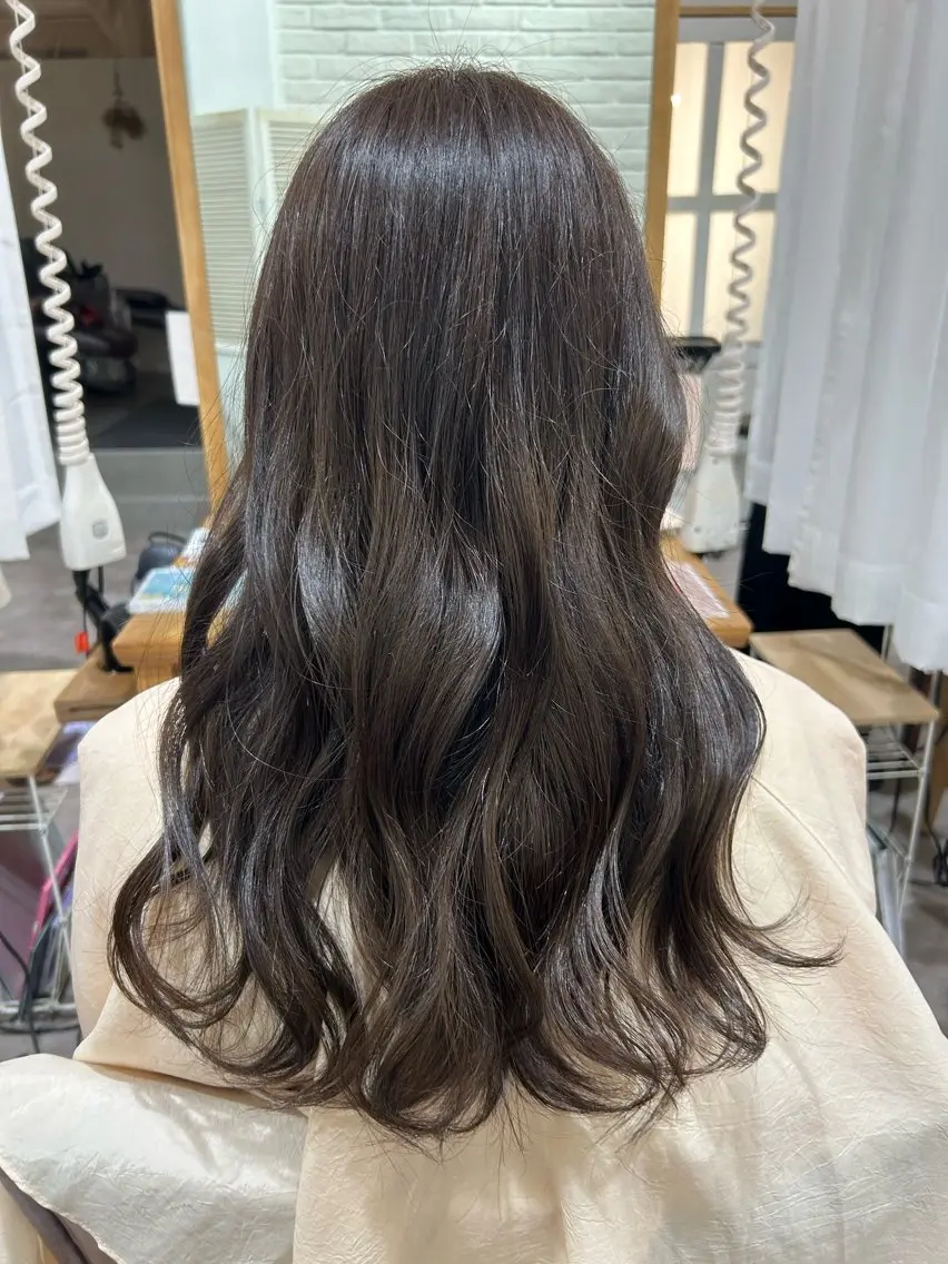 ロング カラー merc.🌿✨ いとうりかのヘアスタイル