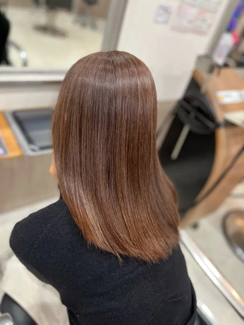 カラー ヘアカラー 艶髪🥣透明感カラー 🫧前田奈津実のヘアスタイル