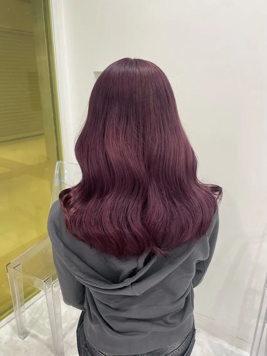 セミロング カラー カット トリートメント ヘッドスパ ヘアセット 韓国風艶髪🎀 暖色カラー🤍のヘアスタイル