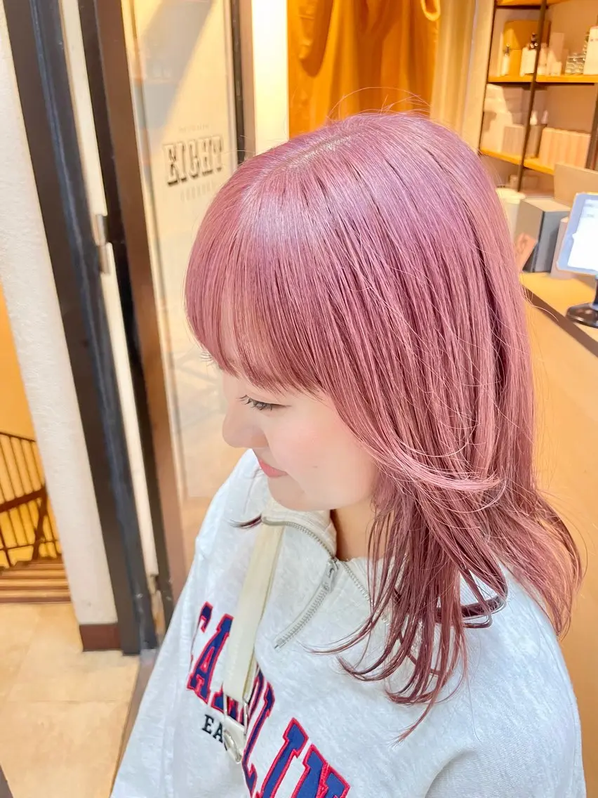 ミディアム カット ヘアカラー EIGHT　サイショ ミズキのヘアスタイル