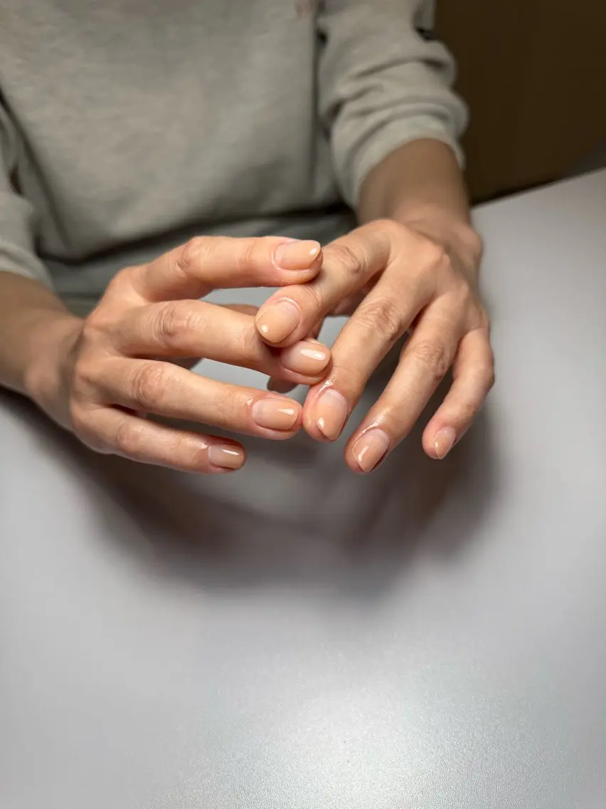 ネイル グラデーション オフィスネイル オレンジ シンプルネイル plum nailのネイルデザイン