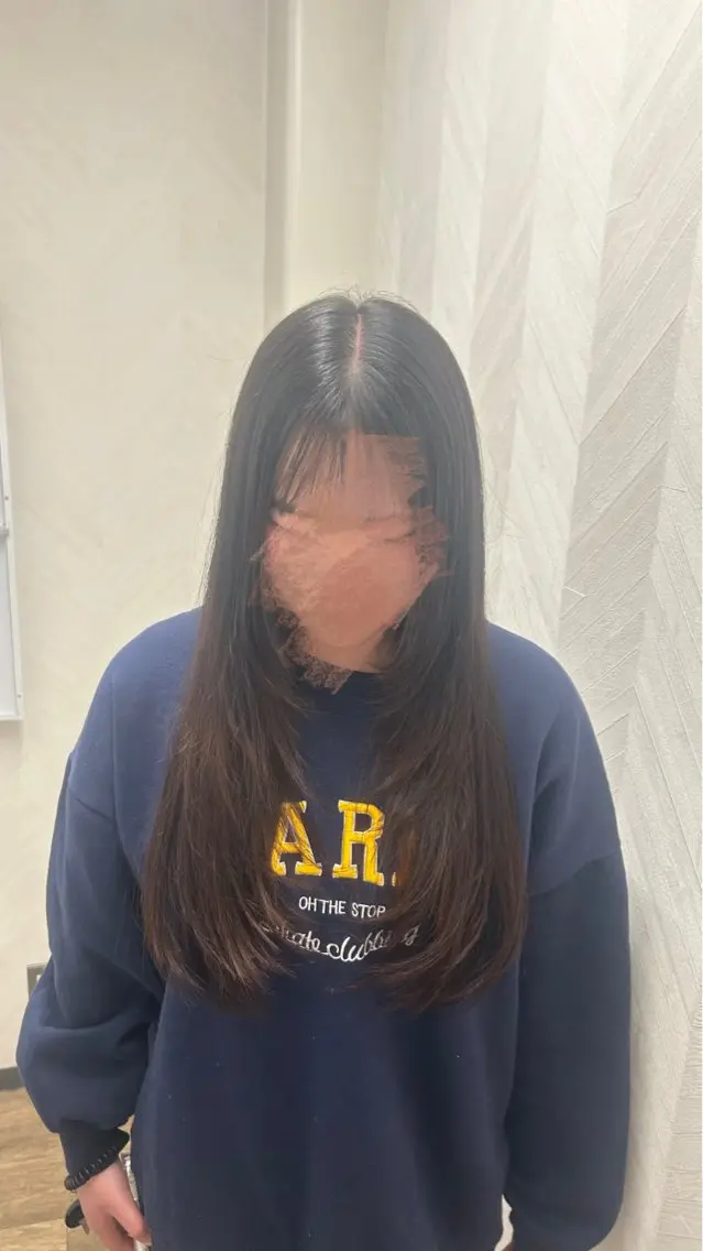 ロング 顔まわりレイヤー レイヤーカット 中村 仁美のヘアスタイル