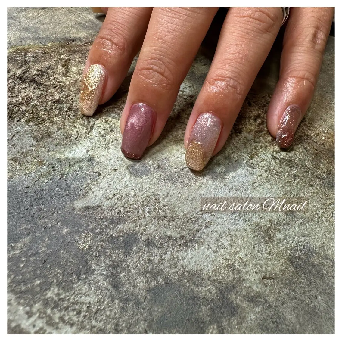 ネイル フラッシュネイル ゴールド Mnail ちひろのネイルデザイン
