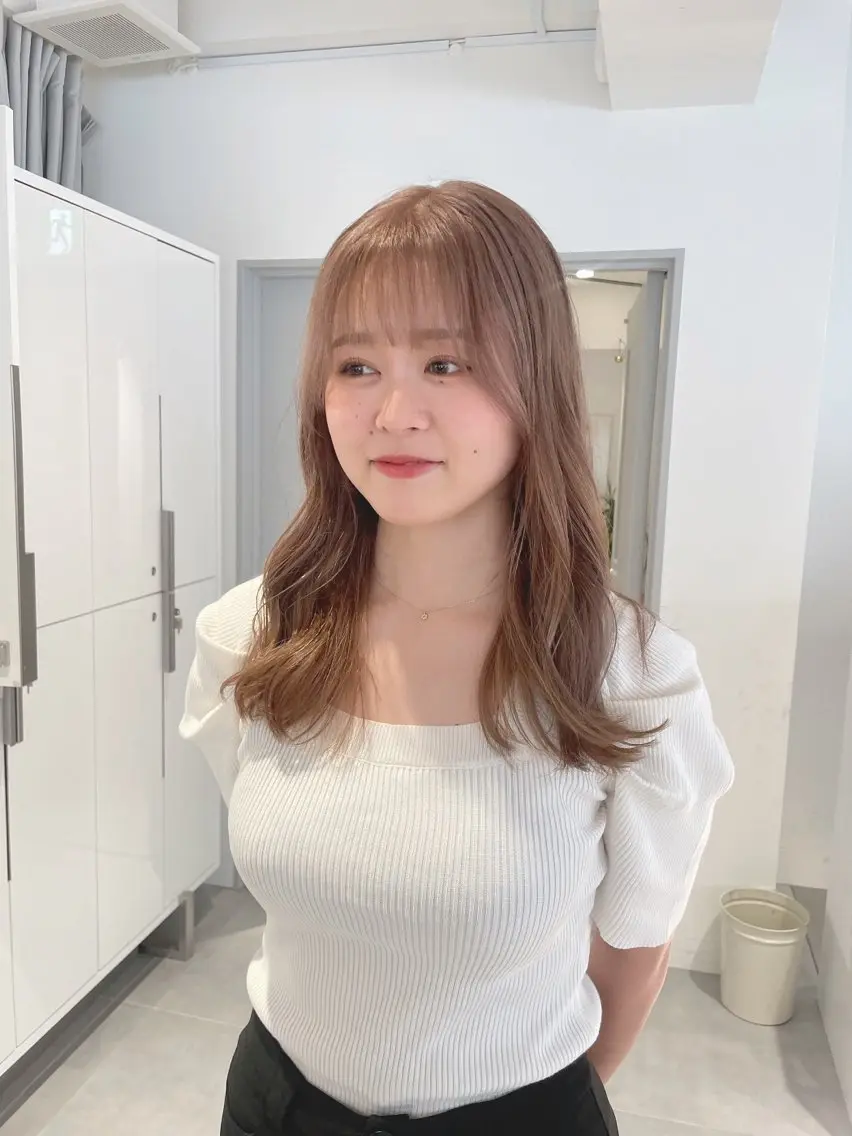 セミロング カラー 🪞透け感&韓国ヘア 🪞honokaのヘアスタイル