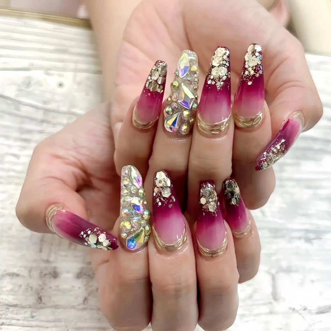 ネイル 持ち込み ❤️💛REBEST 京橋　nailのネイルデザイン