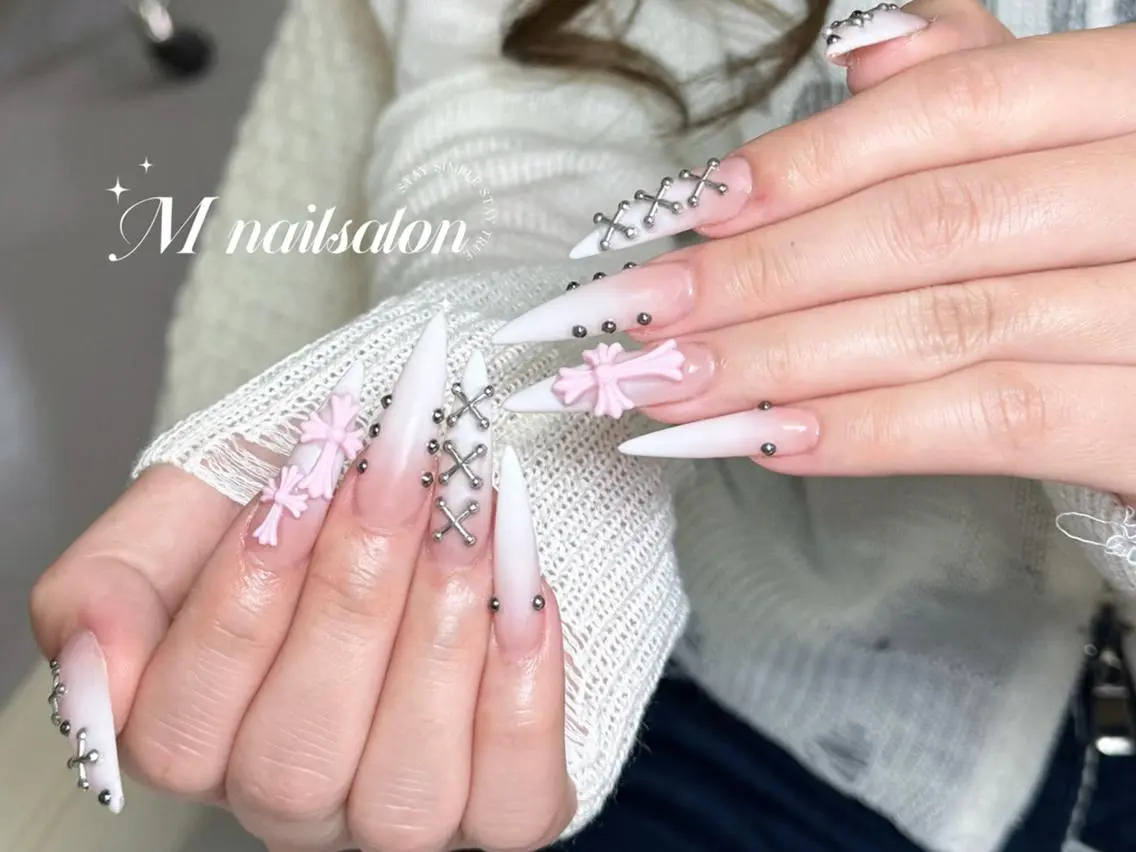ネイル M🌷nail 長さだし専門店のネイルデザイン
