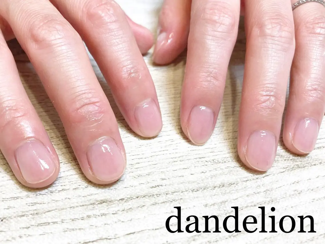 ネイル ハンドネイル ハンドケア dandelion ダンデライオンのネイルデザイン