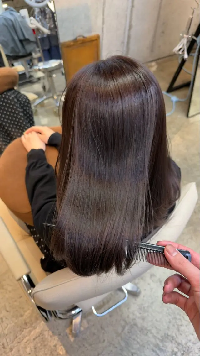 ミディアム カラー 透明感カラー 上田 季里のヘアスタイル