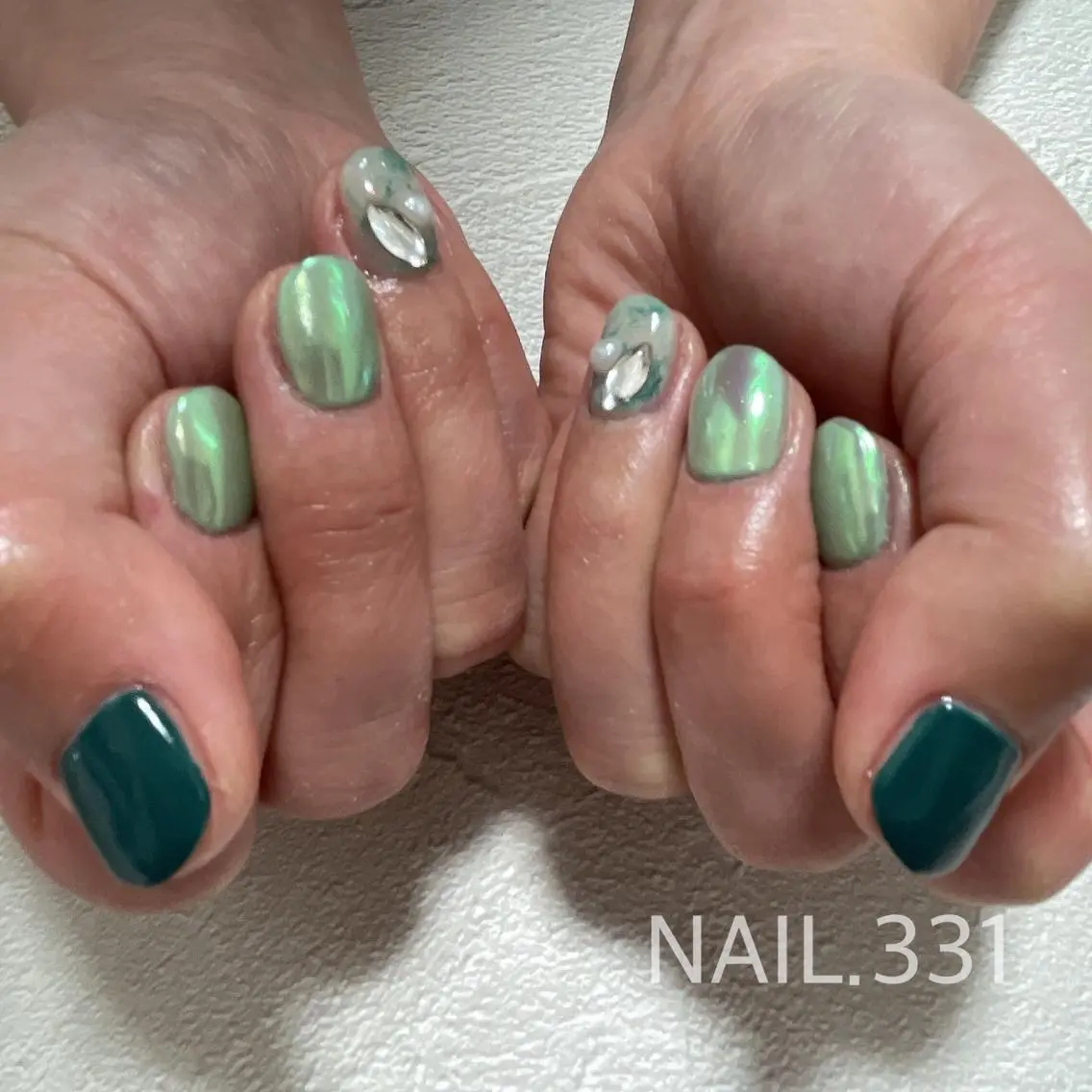 ネイル ハンドネイル Nail 331のネイルデザイン