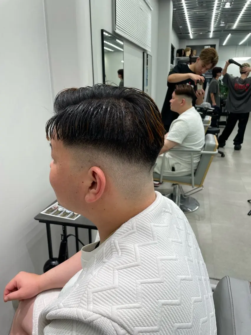 メンズ 丸岡 成穂のヘアスタイル