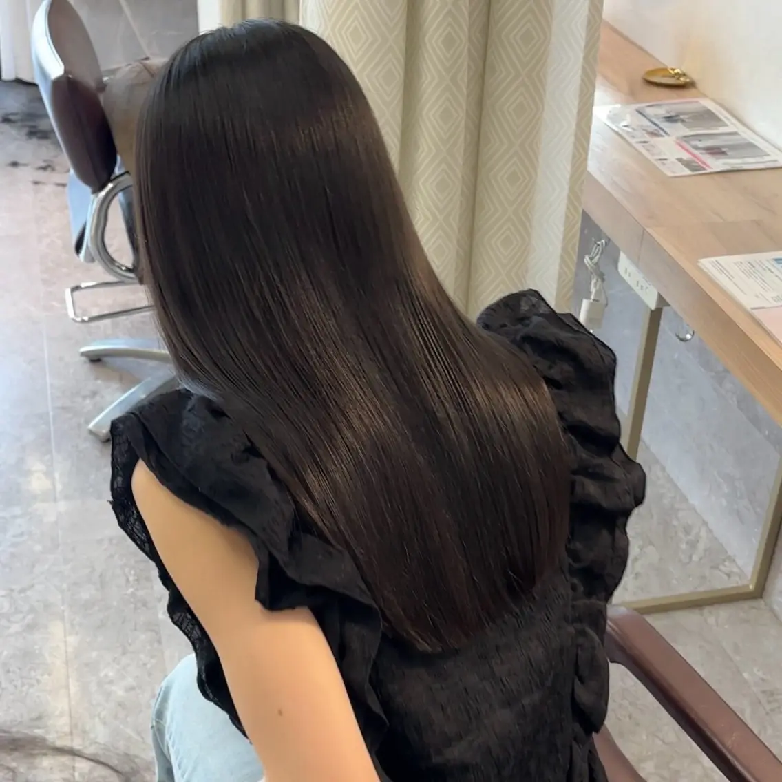 ロング カラー カット ヘアカラー トリートメント オリーブ/グレージュ Hibiki🌿💡のヘアスタイル