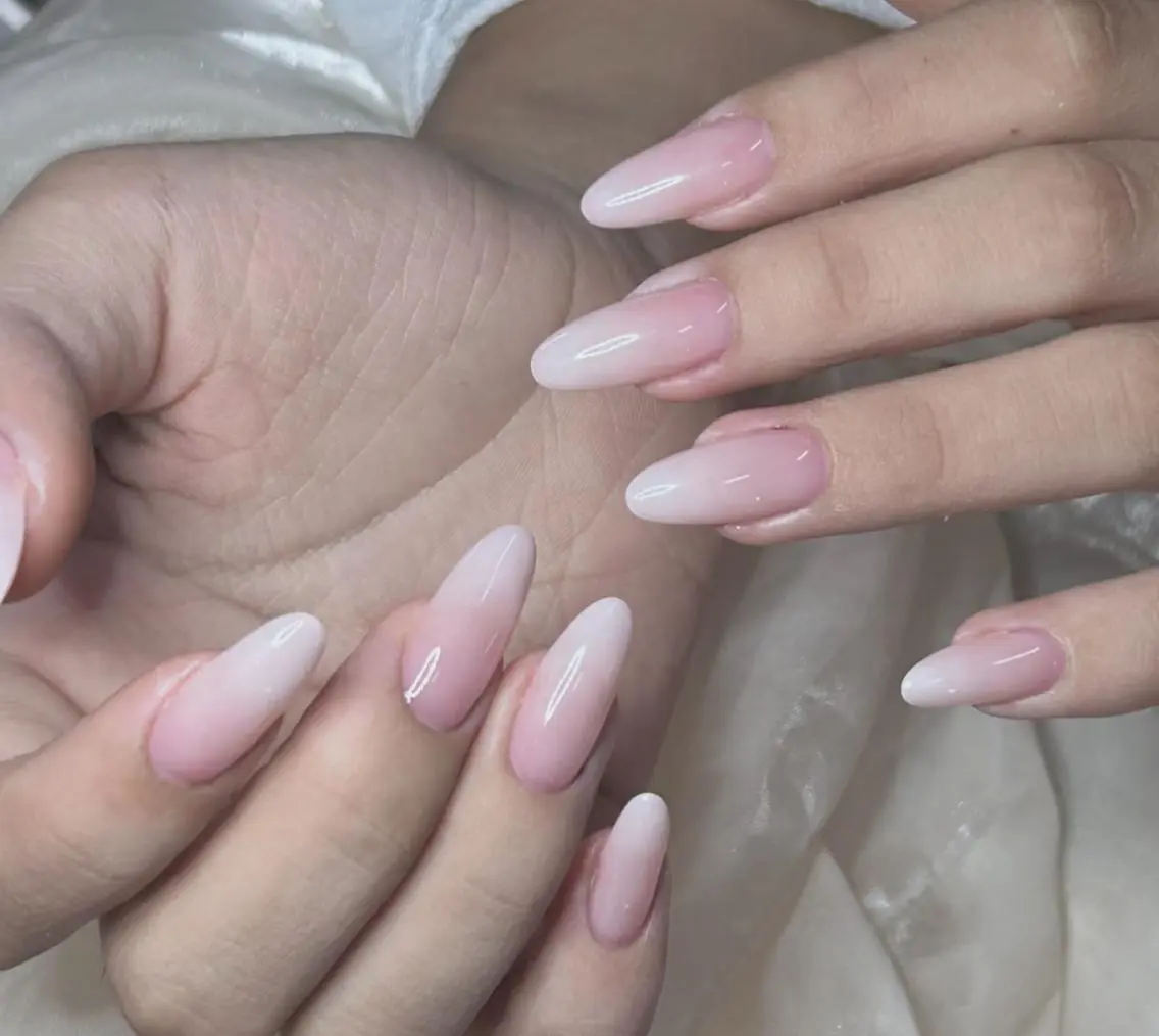マツエク・マツパ ハンドネイル エリ🫧 nail池袋東口のネイルデザイン