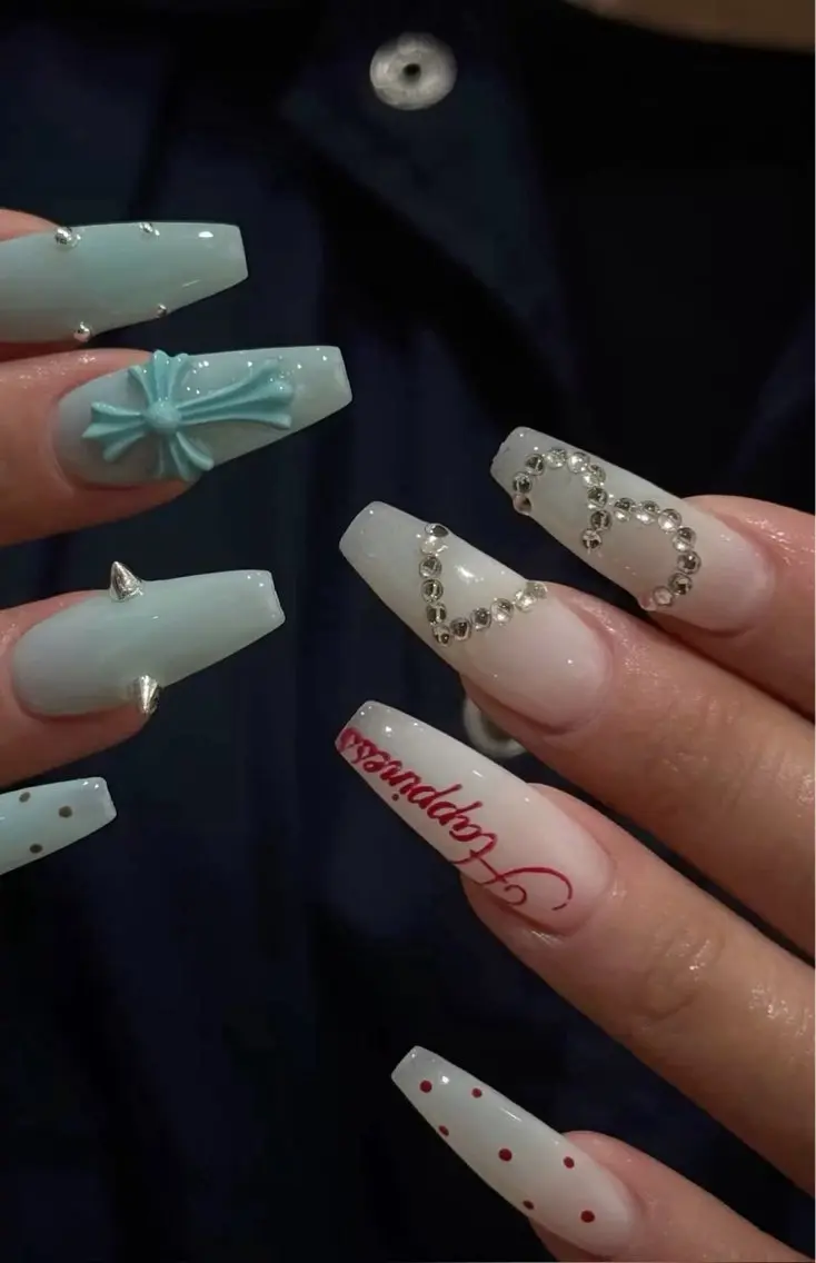 ネイル 韓国ネイル マグネットネイル 持ち込み ハンドネイル Mimi Nail_Royalのネイルデザイン
