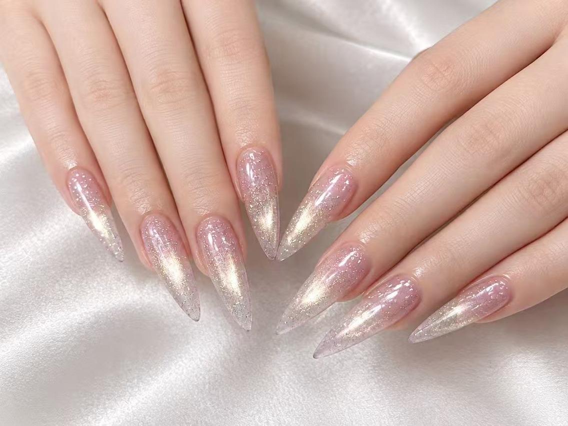 ネイル F&T Nail salonのネイルデザイン