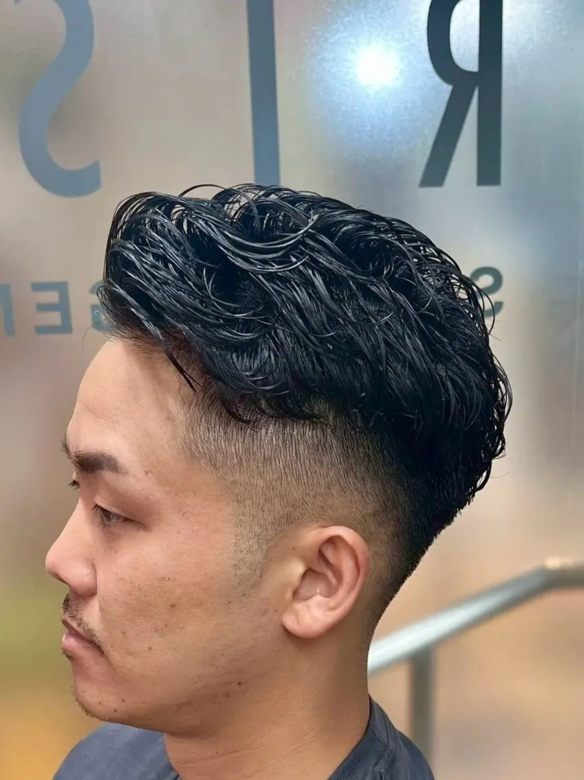 ショート メンズ カット パーマ トリートメント 佐々木 優人のヘアスタイル