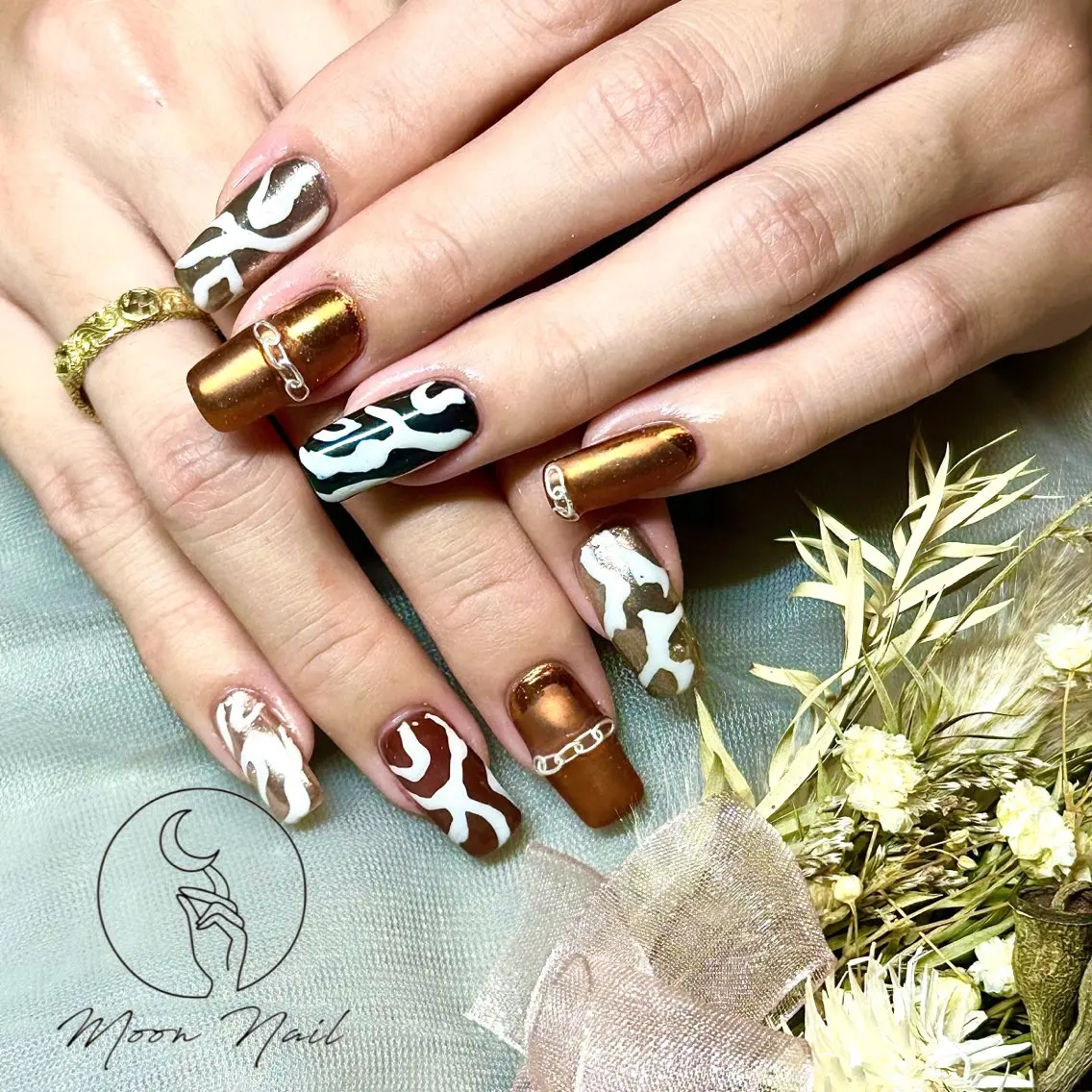 ネイル ハンドネイル Moon  Nail /栄　大須のネイルデザイン