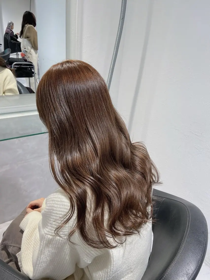 セミロング カラー センターパート特化 井上健太のヘアスタイル