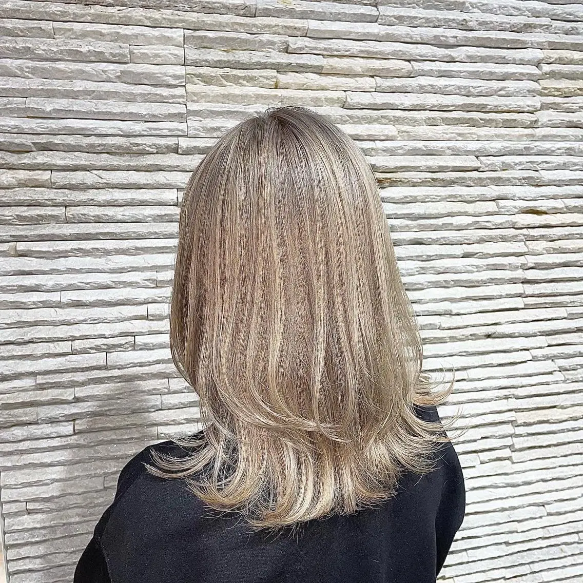 ミディアム カラー ヘアアレンジ ヘアカラー 嶋田 ゆきのヘアスタイル