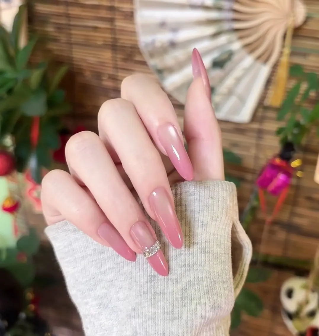 ネイル ハンドネイル Dione Nail きよみのネイルデザイン