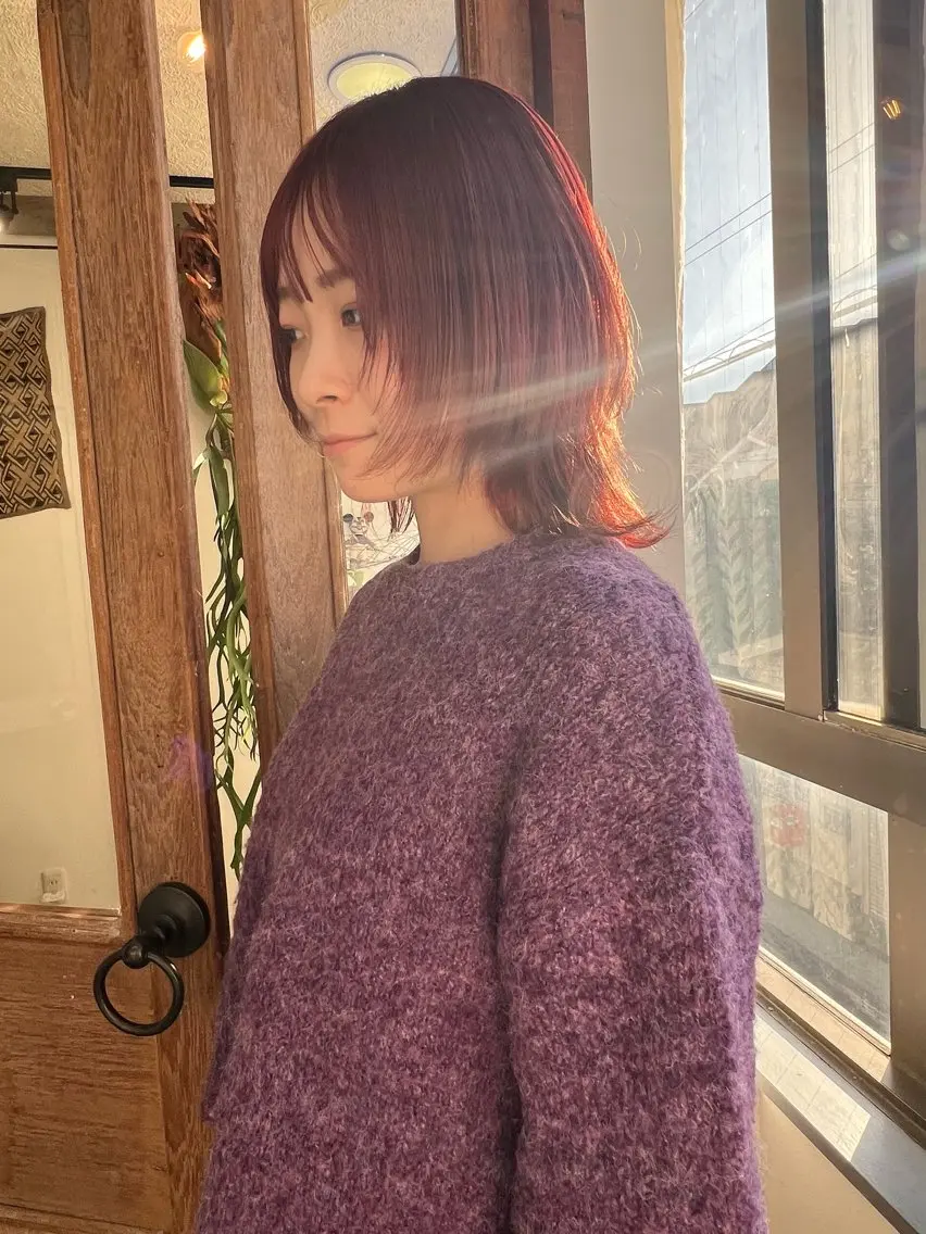 カラー ヘアカラー 安谷 彩香のヘアスタイル