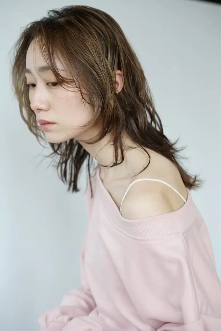 ロング カット ヘアカラー トリートメント ウエダ ユウのヘアスタイル