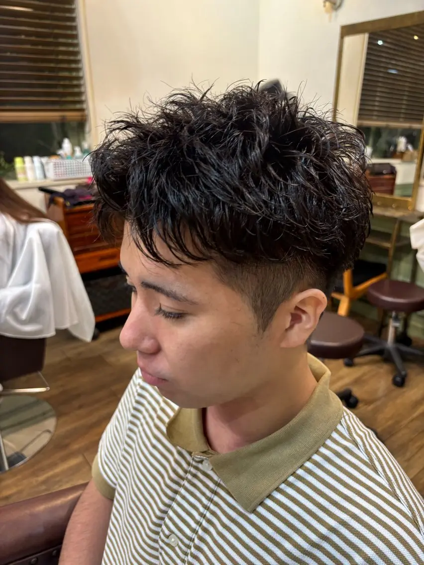 ショート パーマ メンズ メンズパーマ ショートヘア 🕊️あやか レイヤー/メンズのヘアスタイル