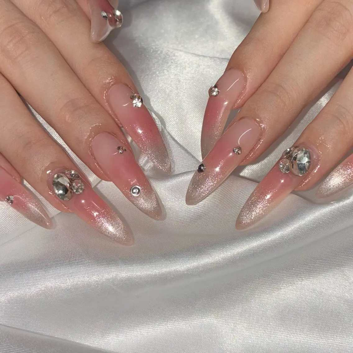 ネイル ジェルネイル マグネットネイル ハンドネイル Nail ヌシん家 AKANEのネイルデザイン