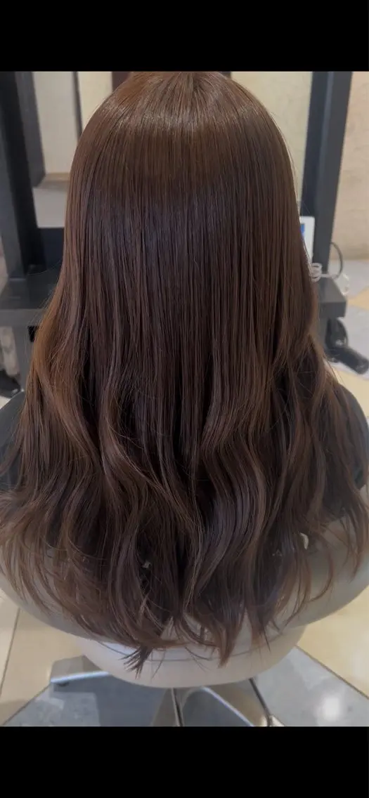 カラー 靍田 楓華のヘアスタイル