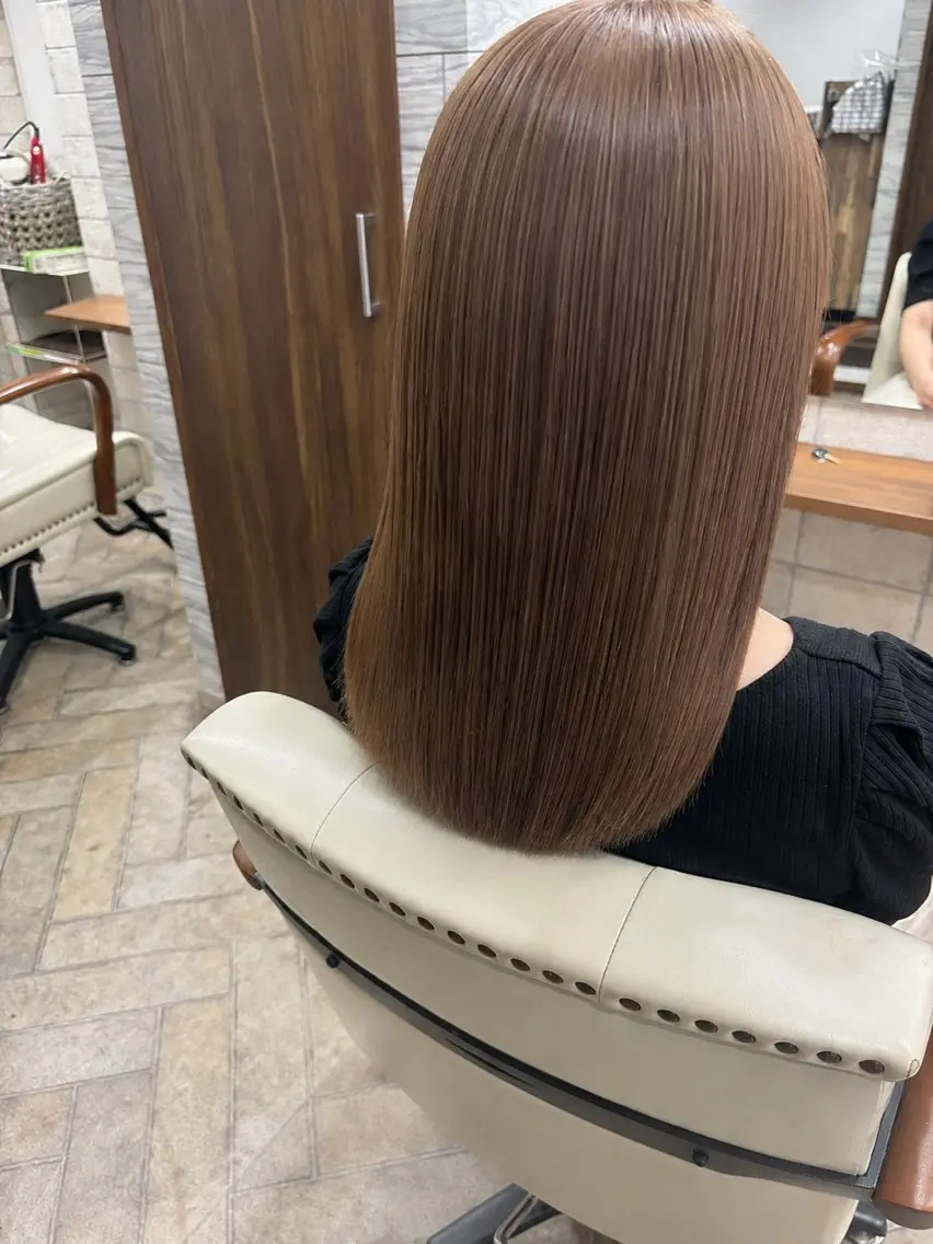 ミディアム カラー ベージュカラー ブリーチ 透明感カラー ダブルカラー オレンジ カット ヘアカラー トリートメント 髪質改善/髪質矯正 /ストレート/文野のヘアスタイル