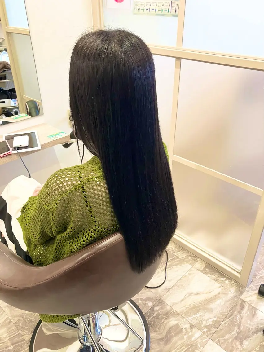ミディアム カラー パーマ ブリーチ 髪質改善 縮毛矯正 ブリーチ&ストレート 長谷川勇人のヘアスタイル