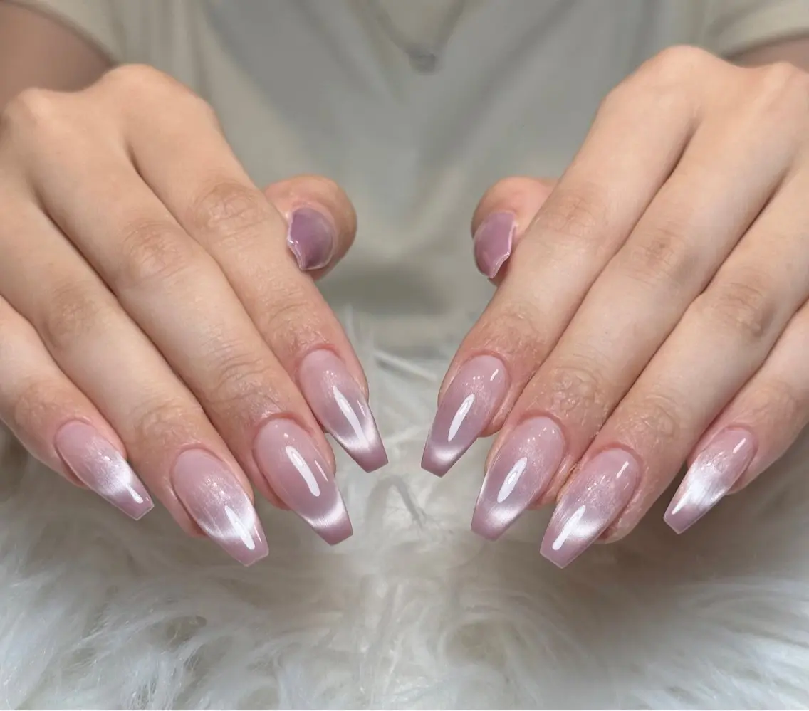 ネイル フレンチネイル ジェルネイル キラキラネイル 韓国ネイル マグネットネイル Julli NailStudioのネイルデザイン
