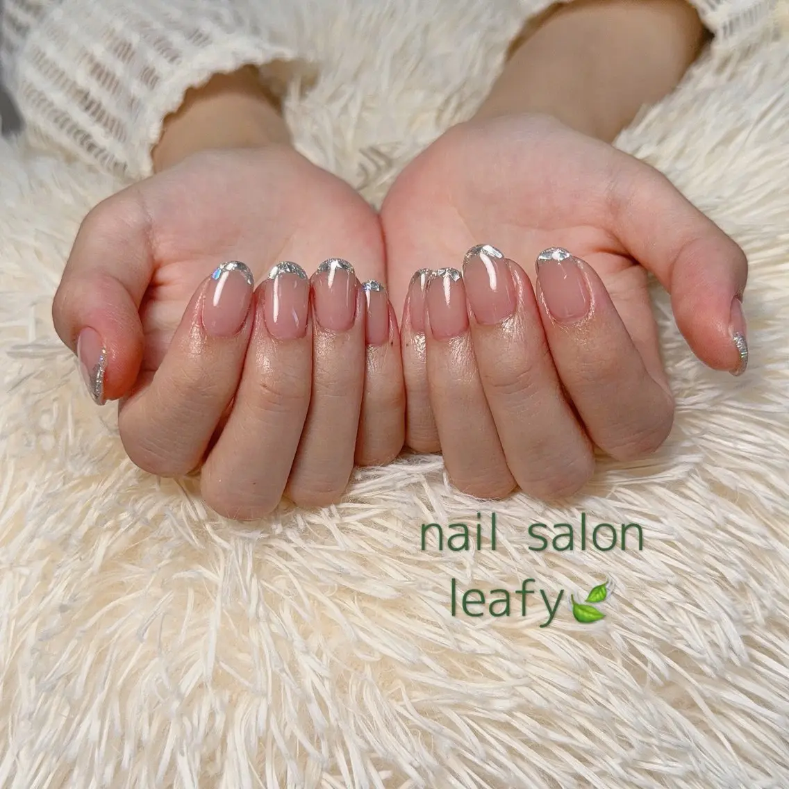ネイル フレンチネイル ガラスフレンチ ネイルサロン leafyのネイルデザイン