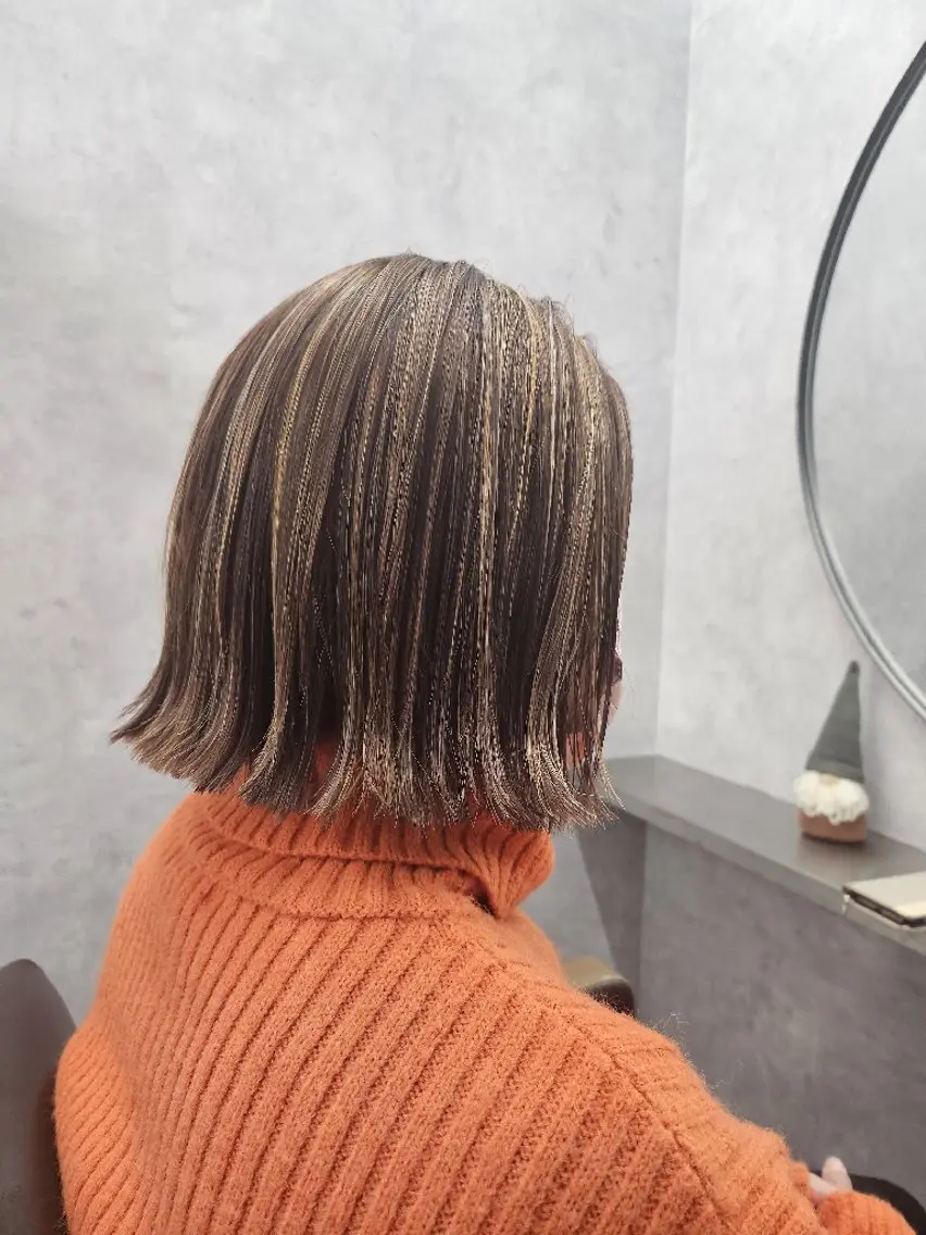 ミディアム アッシュ ハイライト ☆CHIEKO Number
☆のヘアスタイル