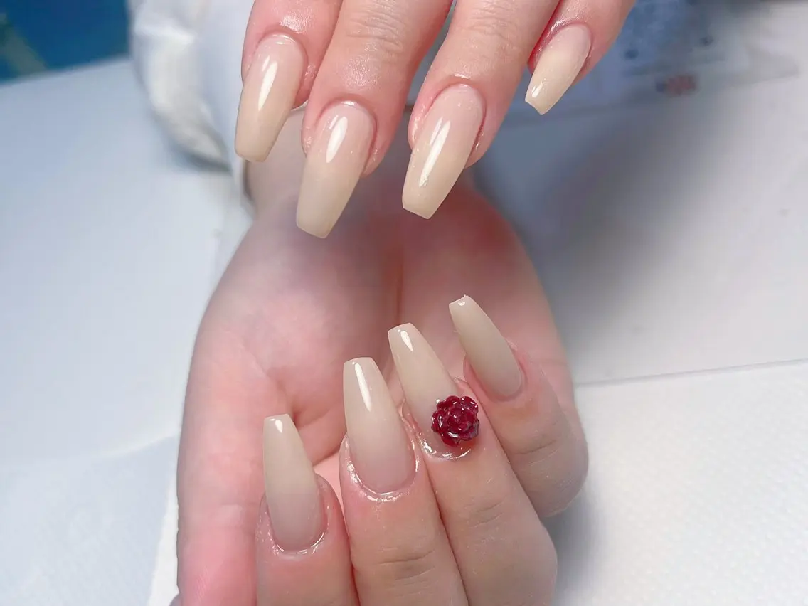 ネイル マグネットネイル 持ち込み ワンホンネイル 心斎橋Mione nail salonのネイルデザイン