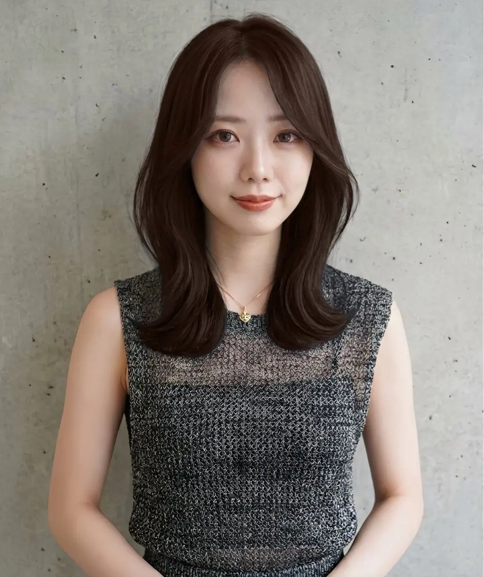 ミディアム 宝塚南口徒歩2分 ルイスのヘアスタイル