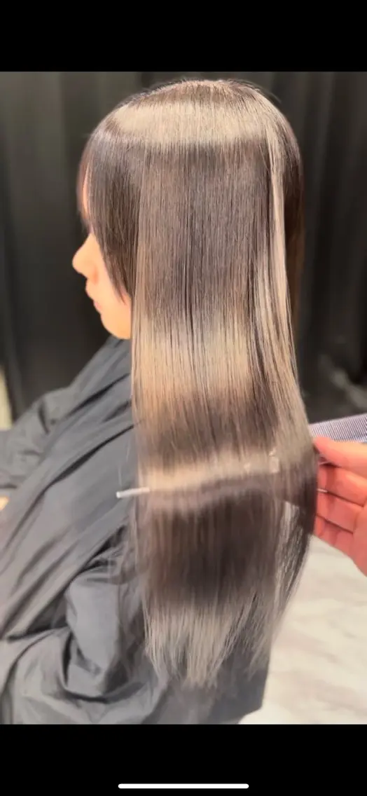 ロング カラー 透明感カラー グレージュ ラベンダーカラー ラベンダーグレージュ ラベンダーグレー ヘアカラー トリートメント 野村颯汰 カットモデル募集中のヘアスタイル