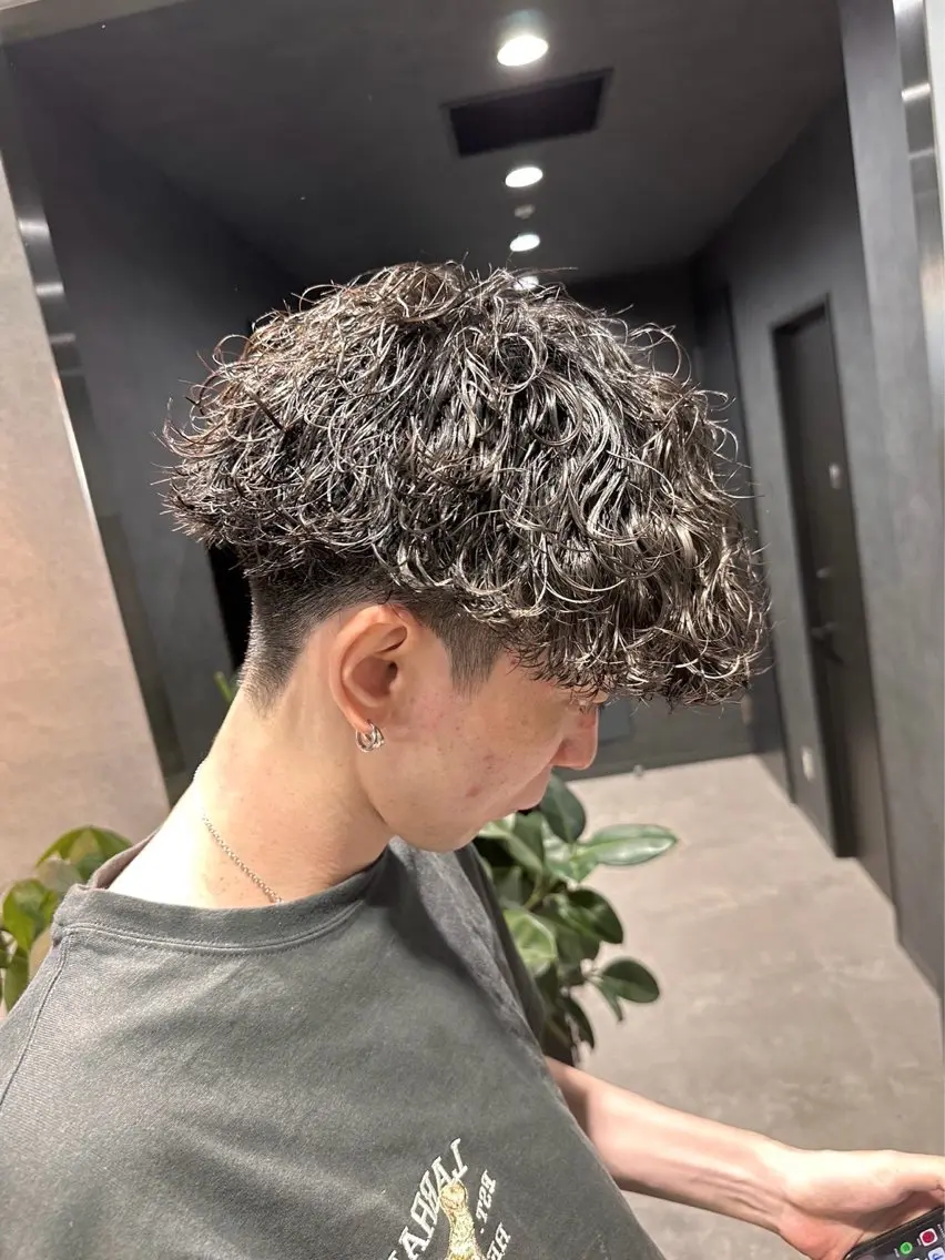 パーマ メンズ カット パーマ ヘアセット メンズ特化 🌟YURA🌟のヘアスタイル
