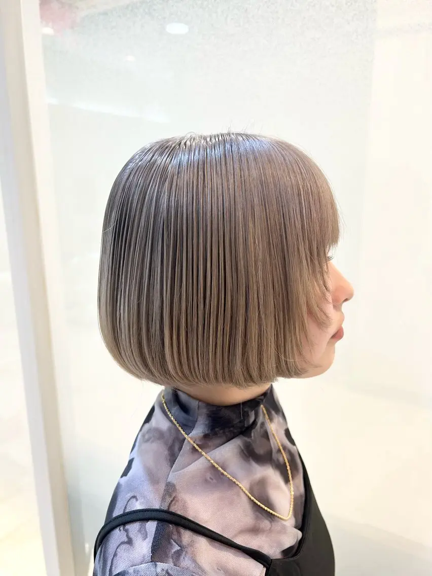 ショート カラー ヘアカラー トリートメント 縮毛矯正/髪質改善/ 艶髪ササキナツミのヘアスタイル