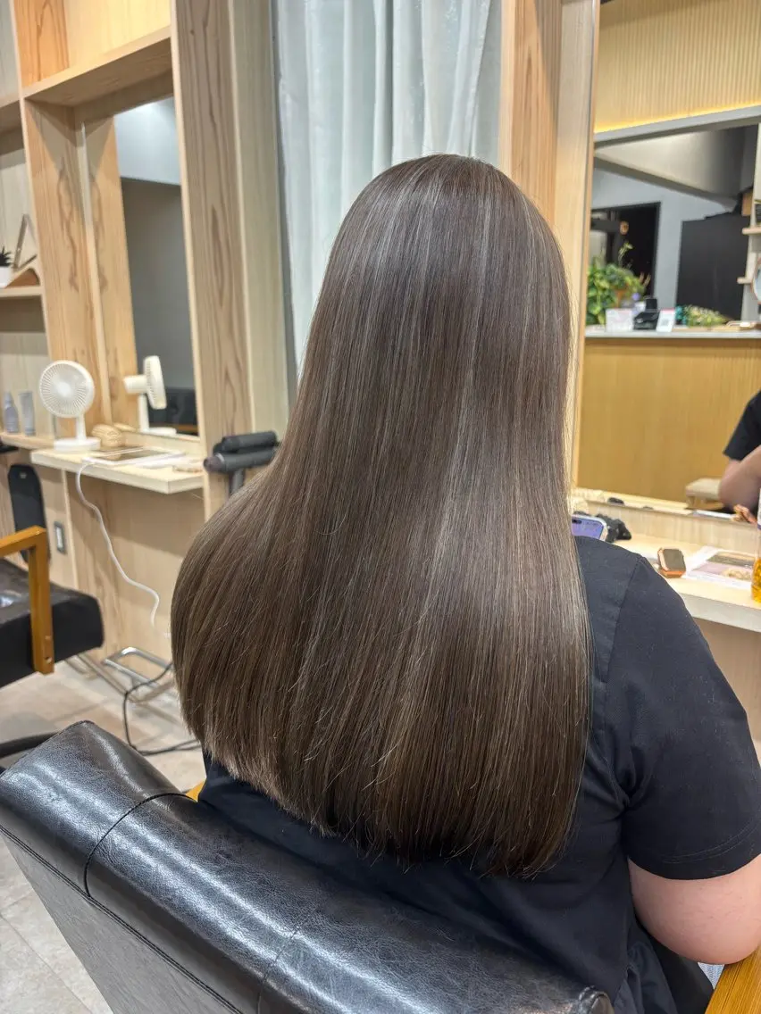 ロング カラー ヘアアレンジ ベージュカラー ブリーチ ケアカラー 透明感カラー ハイライトカラー ヘアカラー 🫧透明感カラー/ Wカラー🫧namiのヘアスタイル