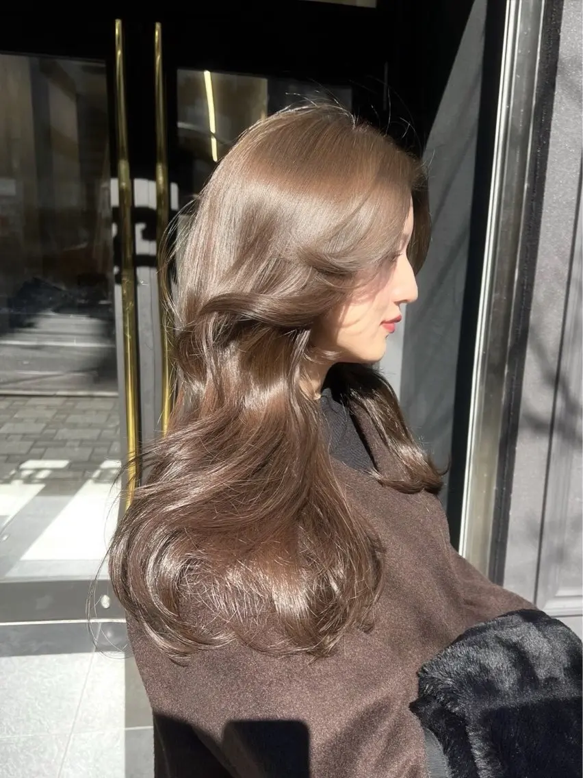 ロング カラー パーマ ヘアアレンジ 透明感カラー くびれヘア 顔周りカット 髪質改善 ヨシンモリ 🫧かいり🌷韓国 まつ毛🪽‪天王寺のヘアスタイル