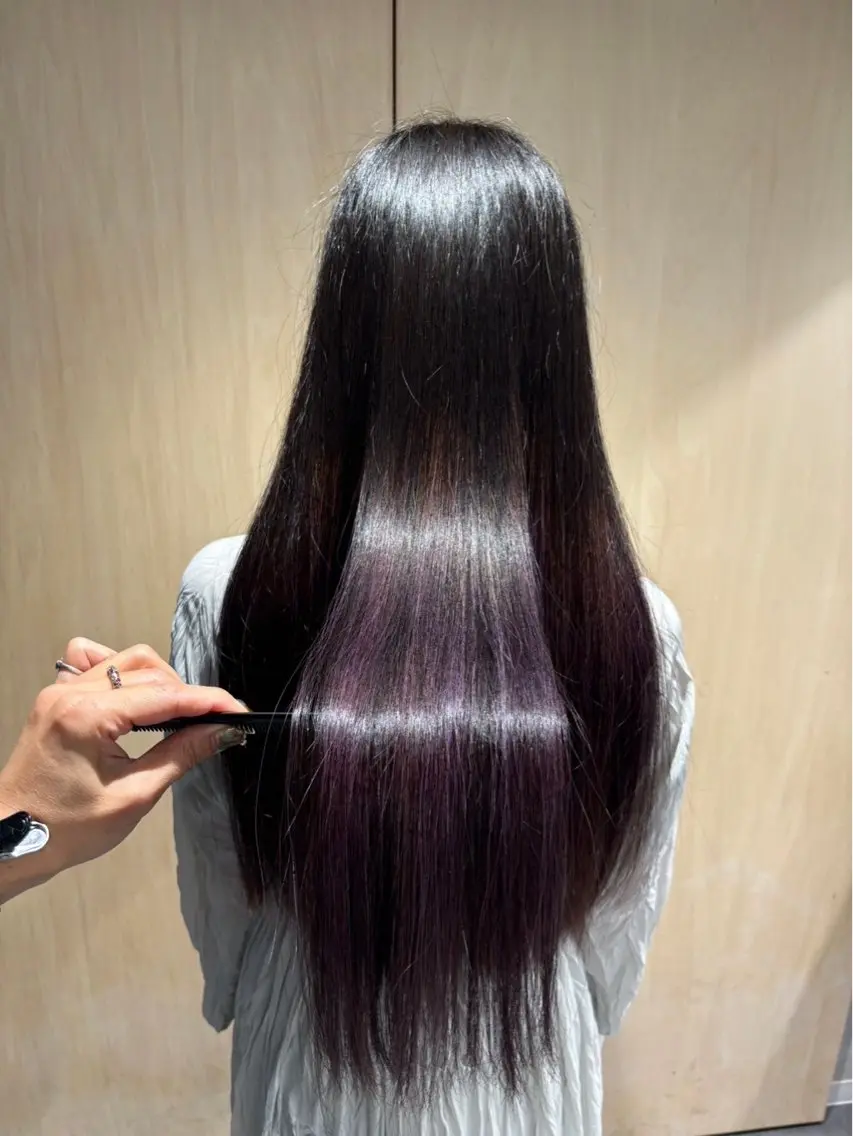 ロング かがみ/メンテナンス カット無料のヘアスタイル