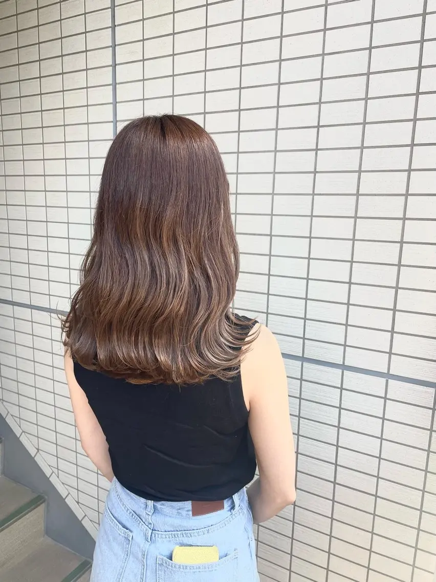 セミロング カラー 川名 充✂️のヘアスタイル