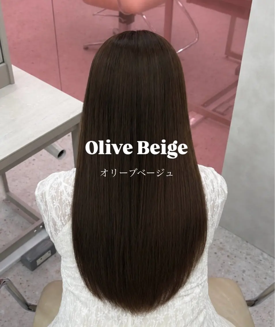 セミロング カラー ベージュカラー 透明感カラー オリーブベージュ ヘアカラー COCO / ayaneのヘアスタイル