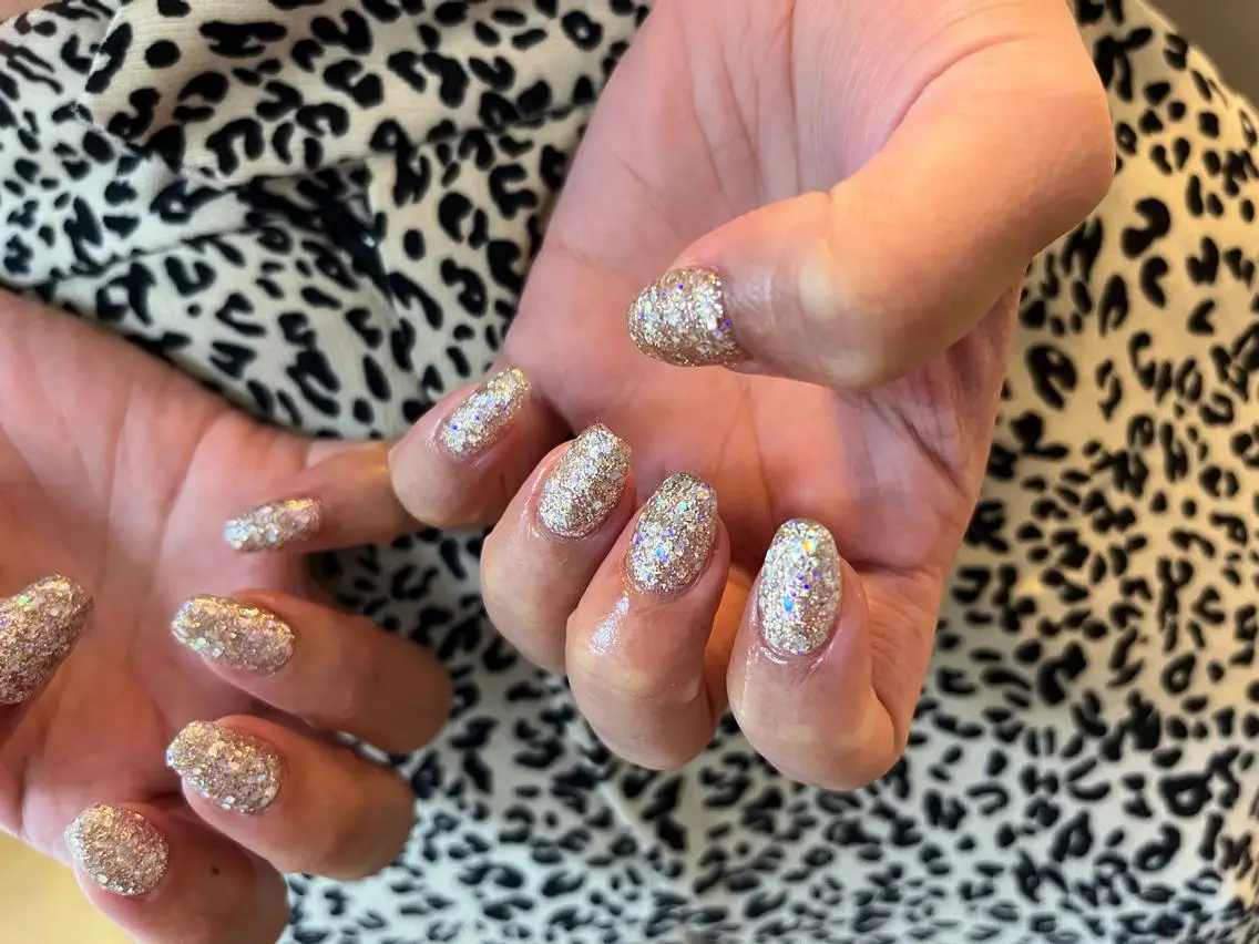 ネイル オーロラネイル フラワーネイル フットネイル フレンチネイル ジェルネイル mogunail &blowのネイルデザイン
