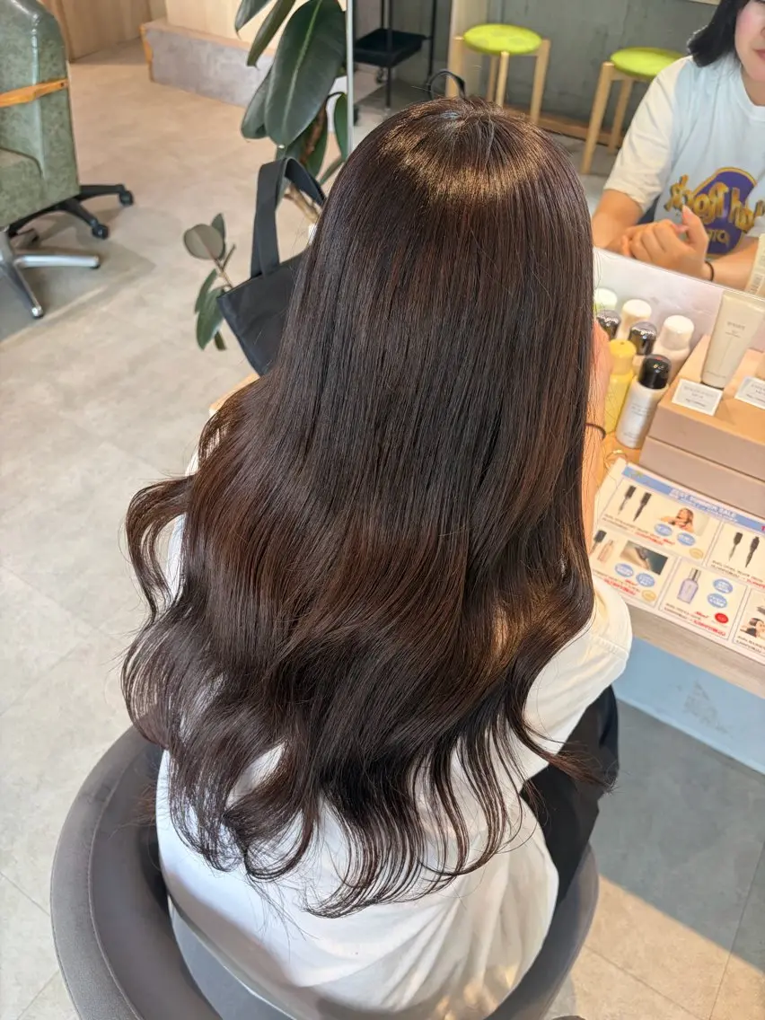 ロング ヘアカラー トリートメント カラー🥣✨️/ ネイル/ミクのヘアスタイル