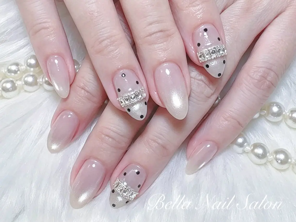 ネイル ハンドネイル Bella Nail Salonパラジェルのネイルデザイン