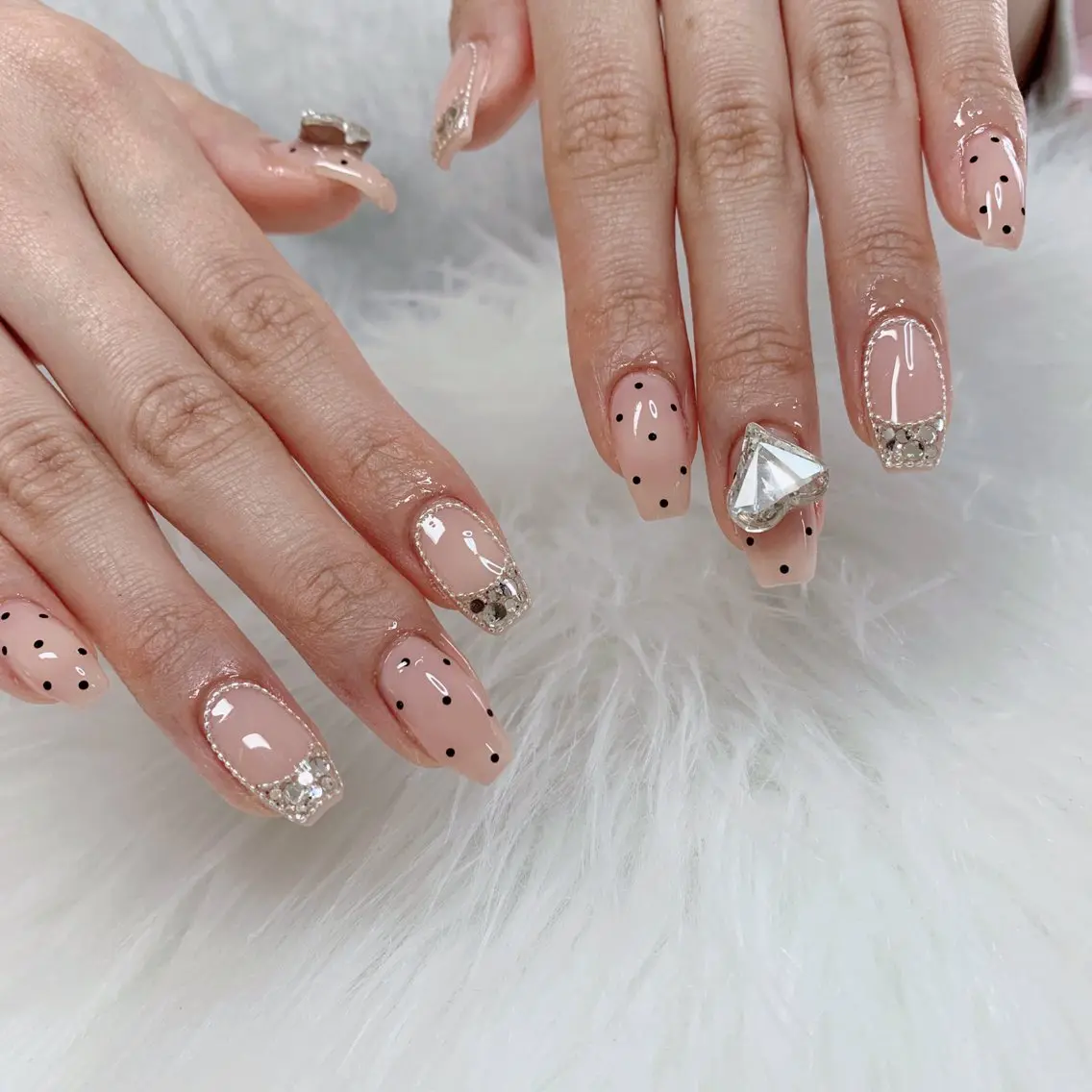 ネイル ハンドネイル La neige* yuki 🐩🌙のネイルデザイン