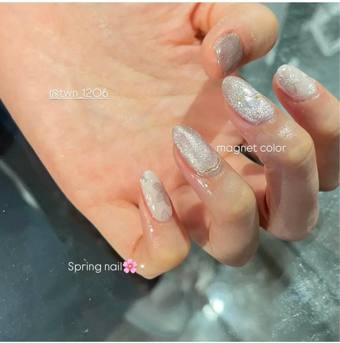 ネイル petit luxe 🎀narumiのネイルデザイン