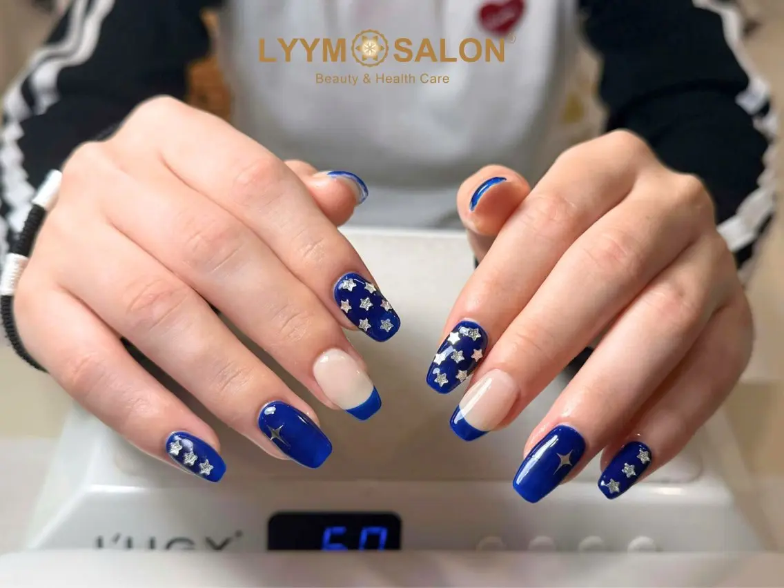 ネイル ボルドー ブラウン チークネイル ドット フットネイル ハンドネイル ハンドケア VAN NAIL 海老名展のネイルデザイン
